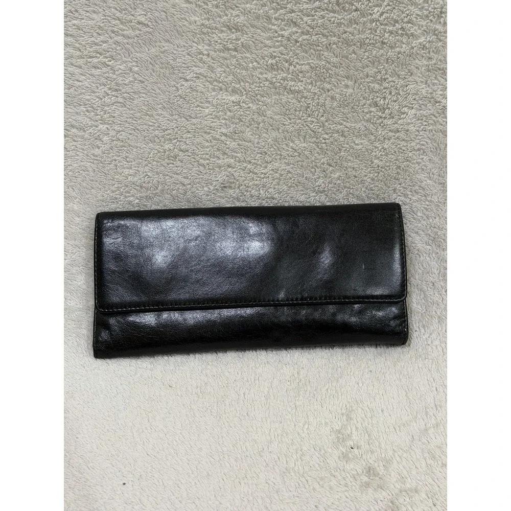 Hobo International Vintage Black Leather Kiss Lock Trifold Clutch Wallet